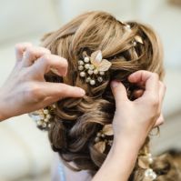Preliminary Conversations To Have With Your Wedding Hairstylist