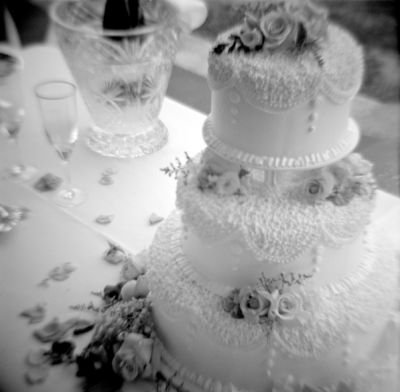 A Beautiful Wedding Table and Cake