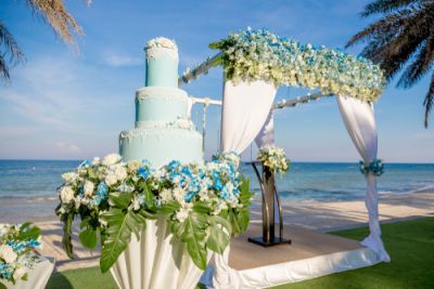 Cake on the Beach