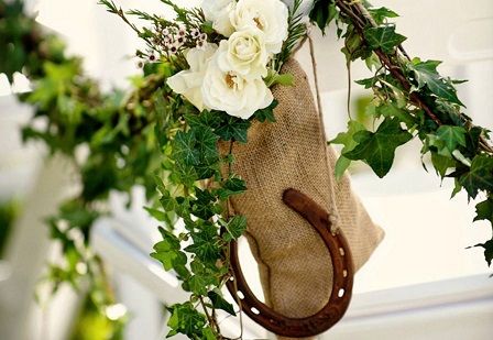 Horseshoe hanging with flowers