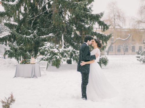 Having a Winter Wedding? What You Need to Know Before, and While, You Plan