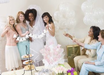 How to Host a Successful Wedding Shower
