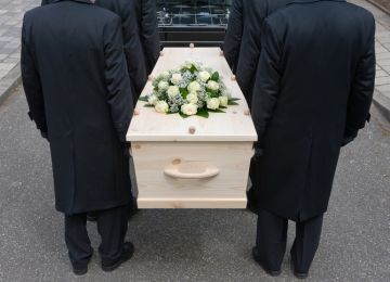 Live-Streamed Funerals Rise in Popularity