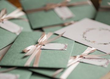 Tips for Declining a Wedding Invitation