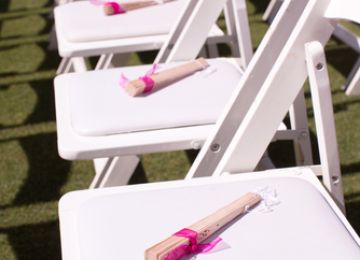 Stay Ready for an Outdoor Wedding With These Essentials