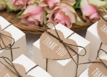 The Right Way to Approach Your Wedding Party