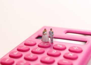 Ask Yourself These Questions When Budgeting for Your Big Day