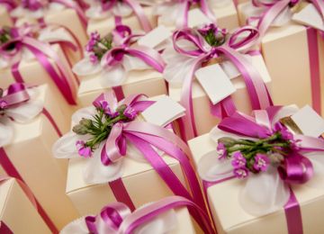 Avoid These Common Mistakes When Selecting Your Wedding Favors