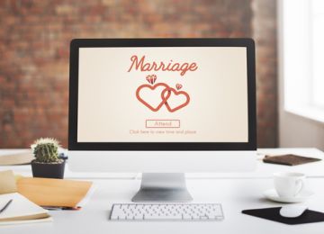 Create Your Wedding Website With These Helpful Tips