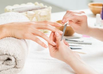 Tips for the Perfect Nails for Brides