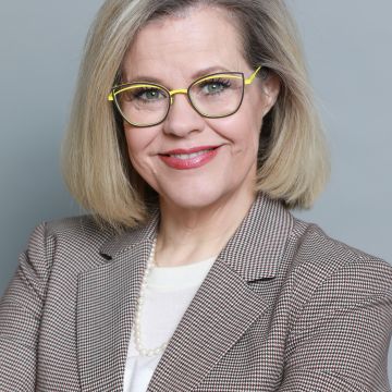 Dixie Sue Armstrong, ULC Minister
