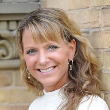 Dana Vanevenhoven, ULC Minister