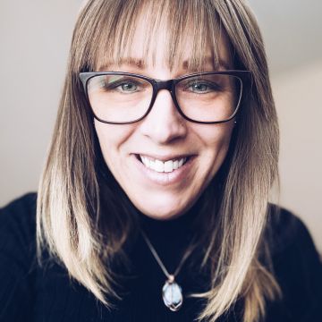 Jennifer M, ULC Minister