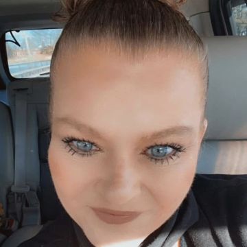 Lynn Banaeige, ULC Minister