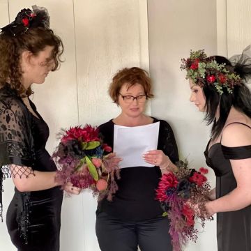 Rev.lisak, ULC Minister