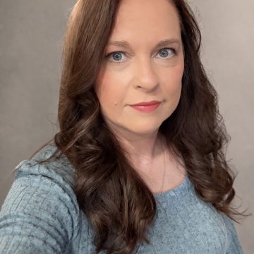 Kristi Lynn Pahnke, ULC Minister