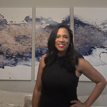 Olivia Hayes, ULC Minister