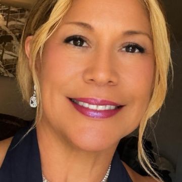 Ginny Iandimarino, ULC Minister