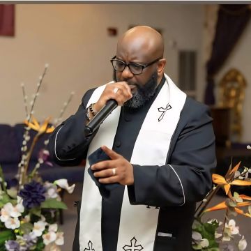 Pastor Craig Larkin, ULC Minister