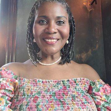 Elba Patricia Othonos, ULC Minister