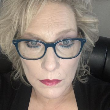 Lynn Shooner, ULC Minister