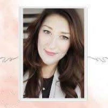 Minister Krysta Willis, ULC Minister