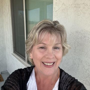 Lisa Stasiak, ULC Minister