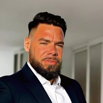 Aaron Cole Taylor, ULC Minister