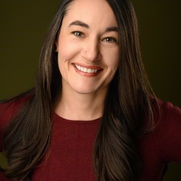 April Hinsberger, ULC Minister