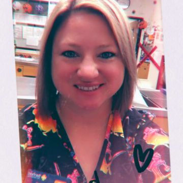 Kaylee McGinnis, ULC Minister