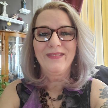 Linda L Zukowski, ULC Minister