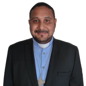 Padre Gabriel Henríquez, ULC Minister