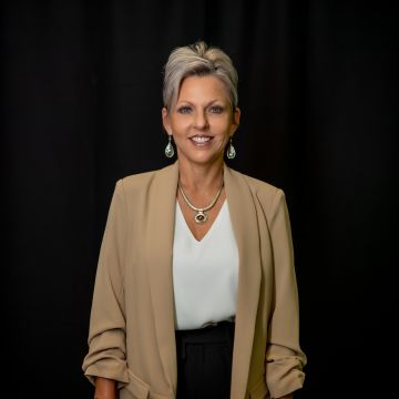 Kristi Shaw, ULC Minister