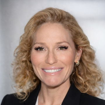 Leah D Zanoni, ULC Minister