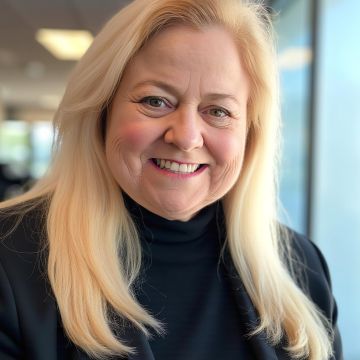 Selecia E Young-Jones, ULC Minister